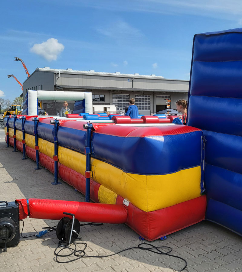 Fussball Menschenkicker Luftboden XXL